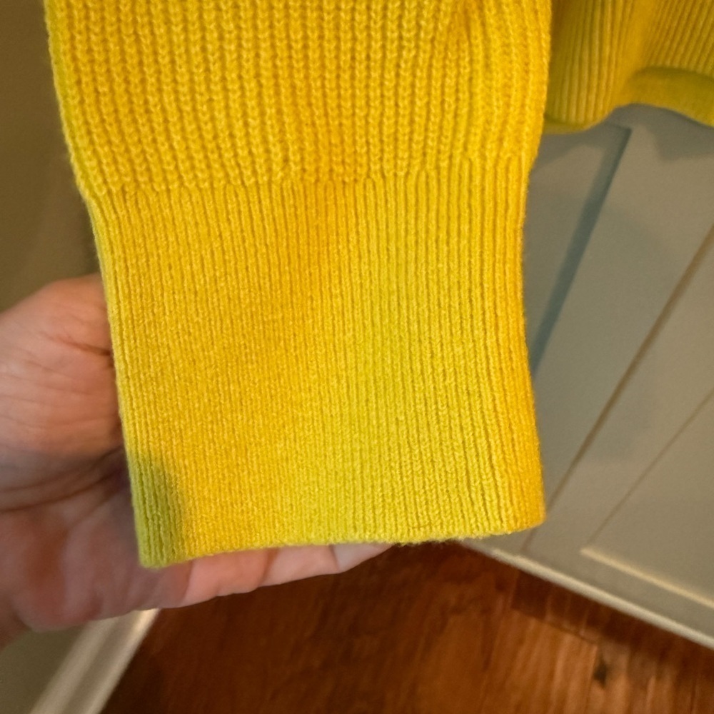 NWOT Old Navy Citron V-Neck Knit Sweater SZ L - Picture 7 of 12